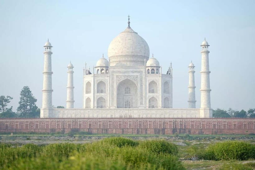 From Delhi: Taj Mahal, Agra & Mathura Tour by Car - Why the guides (and language choice) matter on a packed day