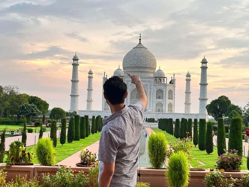 From Delhi : Taj Mahal & Agra Private Day Tour by Car - Taj Mahal Timing: Sunrise Is the Prize, But Friday Changes Everything