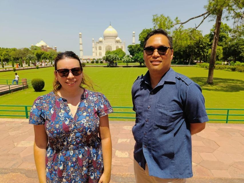 From Delhi: Taj Mahal & Agra Private Day Tour With 5<em> Lunch – Key Things That Make This Private Agra Day Work’ /></p>
<ul>
<li><strong>Private car + personal chauffeur</strong>: easier stress level, especially when you’re moving between sites.</li>
<li><strong>An expert guide who explains what you’re looking at</strong>: the Taj Mahal feels more readable when someone connects details to the story.</li>
<li><strong>Agra Fort time inside the complex</strong>: palaces, audience halls, and courtyards that show how rulers lived and ruled.</li>
<li><strong>Baby Taj (Itmad-ud-Daulah) for the marble inlay</strong>: a calmer stop where close-up details matter.</li>
<li><strong>Optional 5-star buffet lunch</strong>: you can eat well without losing most of the day hunting for food.</li>
</ul>
<h2 id="door-to-door-comfort-from-delhi-ncr-to-agra">Door-to-Door Comfort From Delhi NCR to Agra</h2>
<p><img width="853" height="640" decoding="async" src=
