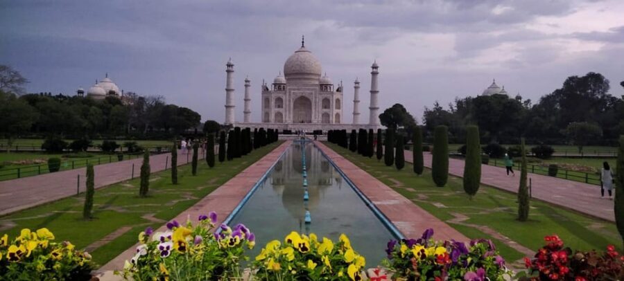 From Delhi: Taj Mahal & Agra Private Day Trip with 5<em>Meal – Key Points That Matter Before You Go’ /></p>
<ul>
<li><strong>Local expert guiding</strong> at the Taj Mahal, with time set aside to understand what you’re seeing</li>
<li><strong>Agra Fort at a steady pace</strong>, so you’re not just snapping photos and running</li>
<li><strong>Baby Taj included</strong>, a calmer second stop after the big-hitter monuments</li>
<li><strong>Skip-the-ticket-line option</strong>, which helps when you’re working with a tight 1-day window</li>
<li><strong>5-star buffet lunch option</strong> in the middle of sightseeing, not at the end of the day</li>
<li><strong>Private group</strong> with hotel/airport-area pickup across Delhi and NCR</li>
</ul>
<h2 id="a-one-day-agra-plan-that-doesnt-feel-like-a-sprint">A One-Day Agra Plan That Doesn’t Feel Like a Sprint</h2>
<p><img width="820" height="603" decoding="async" src=