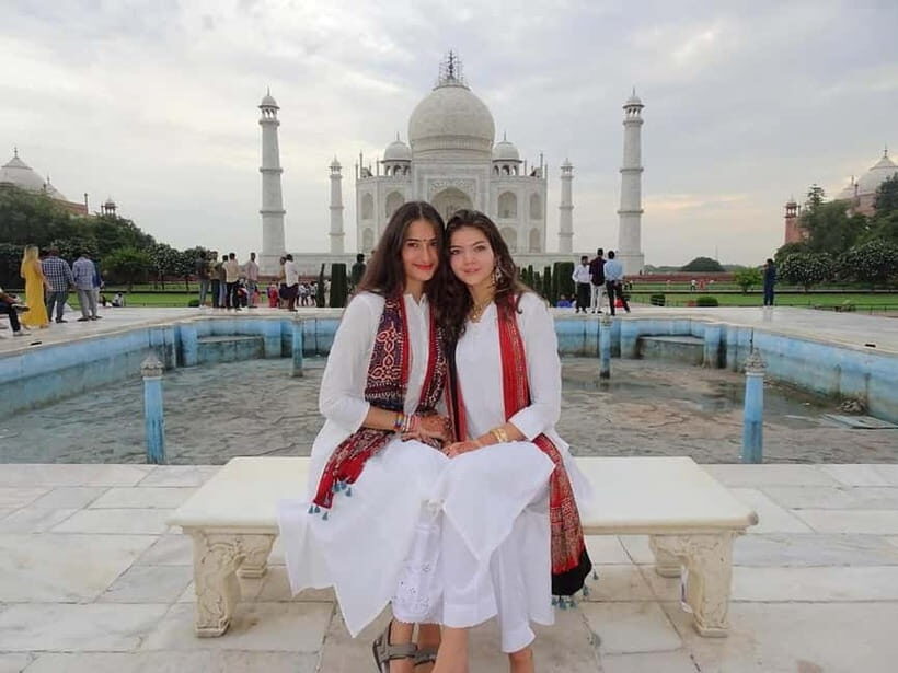 From Delhi: Taj Mahal & Agra With Fatehpur Sikri Day Tour - Key Highlights You’ll Care About