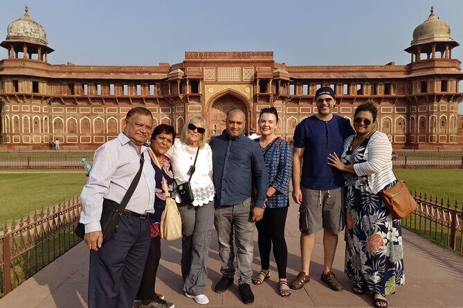 From Delhi: Taj Mahal Day Tour With Traditional Dress - Road trip from Delhi to Agra: comfort, time, and what you should expect