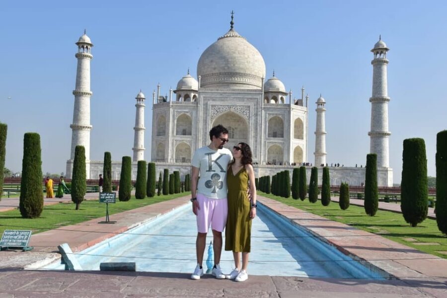 From Delhi: Taj Mahal Private Tour by Car with Entrance Fees - Door-to-door Delhi pickup and the private A/C car ride to Agra