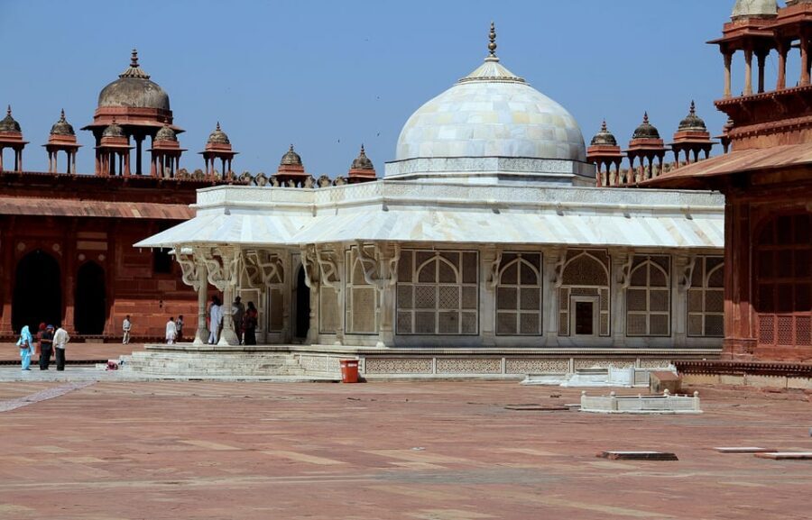 From Delhi: Taj Mahal Sunrise, Agra Fort & Baby Taj Day Tour - Baby Taj (Itimad-ud-Daulah’s Tomb): The “Jewel Box” Detour That Pays Off