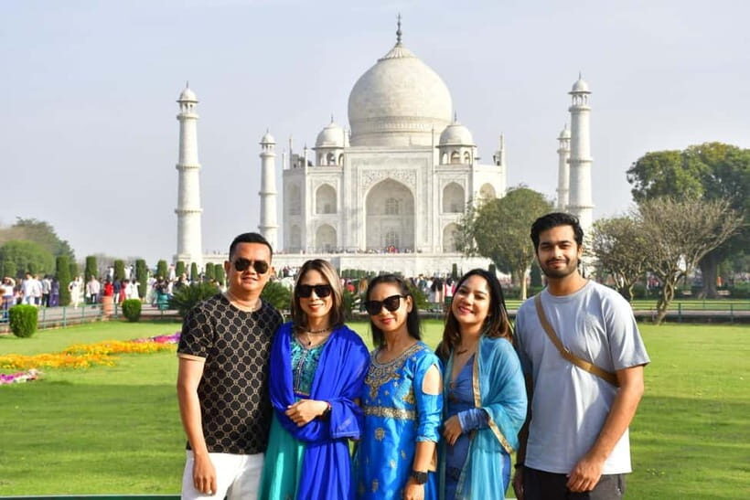 From Delhi: Taj Mahal Sunrise & Agra Tour with 5<em> Breakfast – Key things that make this tour worth your attention’ /></p>
<ul>
<li><strong>Sunrise timing</strong> with flexible pickup from 3 AM to 10 AM (and the Taj rules to know)</li>
<li><strong>Private guide</strong> to connect the dots on the Taj Mahal and Agra Fort</li>
<li><strong>Agra Fort as a second UNESCO stop</strong>, built by Akbar in 1565 using red sandstone</li>
<li><strong>AC car transfer</strong> between Delhi and Agra to reduce stress on a long day</li>
<li><strong>Optional Agra markets</strong> for handicrafts and souvenirs if you have time</li>
<li><strong>Meal upgrade built in</strong> (5-star breakfast or lunch depending on pickup time)</li>
</ul>
<h2 id="sunrise-from-delhi-why-the-early-start-matters">Sunrise from Delhi: why the early start matters</h2>
<p><img width="853" height="640" decoding="async" src=