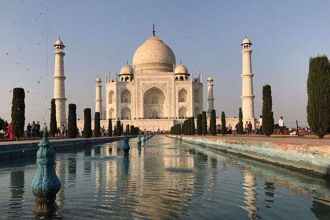 From Delhi: Taj Mahal Sunrise and Agra fort Tour by Private Car - Why the Taj Sunrise Works So Well (and Why It’s Not Just About Photos)