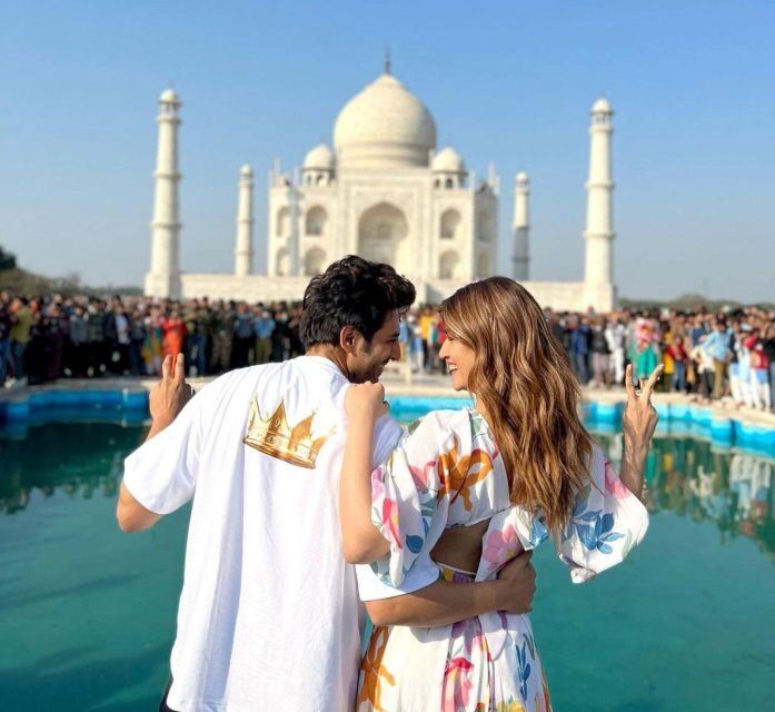 From Delhi: Taj Mahal Tour with Professional Photographer - Your Guide’s Job: Turn Crowds Into Meaning (Not Stress)
