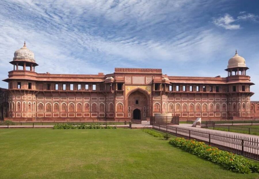 From Delhi:Overnight Taj Mahal Tour by Car with 5-Star Hotel - Day 1 Evening: Hotel Time That Lets You Actually Recover