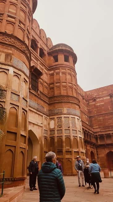 From Jaipur: Private Tajmahal Sunrise & Agra CityTour By Car - Agra Fort: Mughal-era architecture plus a Taj viewpoint