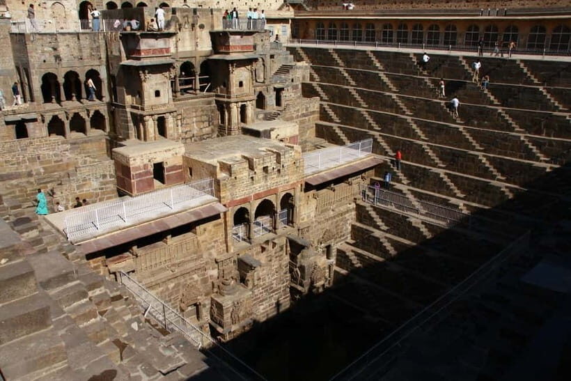 From Jaipur: Same Day Trip to Abhaneri Chand Baori Stepwell - Chand Baori: getting the wow factor without rushing it