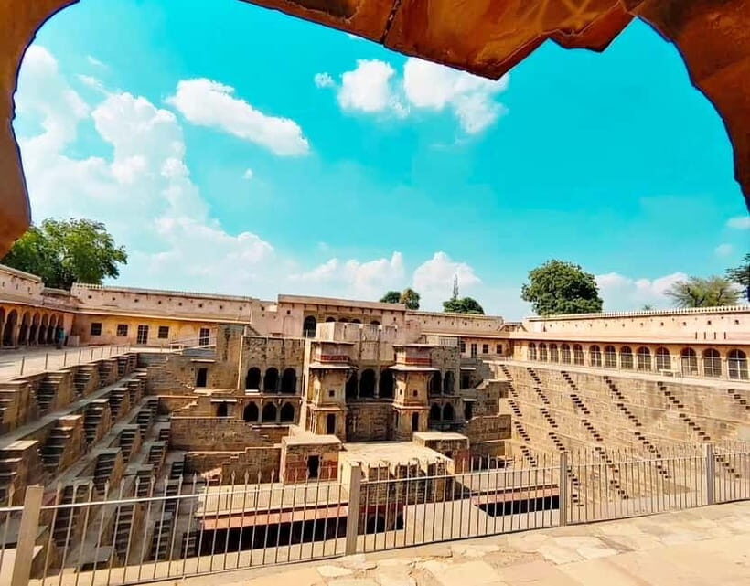 From Jaipur: Same Day Trip to Abhaneri Chand Baori Stepwell - How the 8-hour loop really works (pickup, drive, and pacing)
