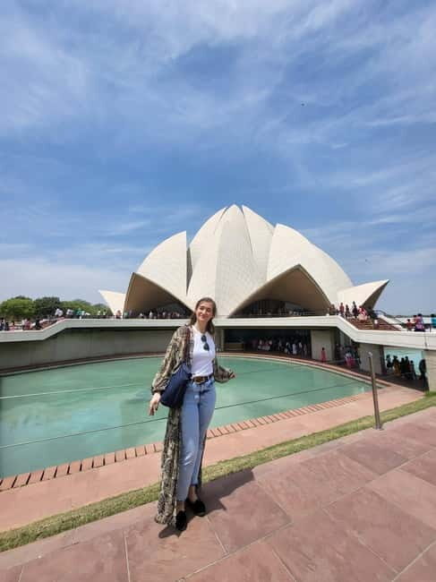 From New Delhi Airport : Guided Layover Old & New Delhi Tour - Why a Delhi layover tour beats airport waiting