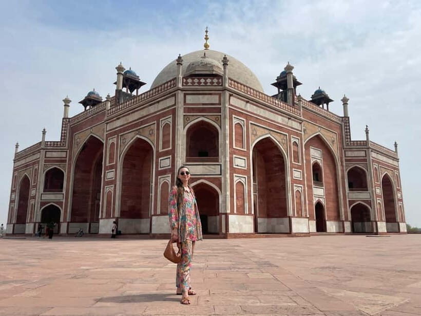 From New Delhi Airport : Guided Layover Old & New Delhi Tour - Pickup choices that fit real layovers: New Delhi, Gurugram, or Aerocity