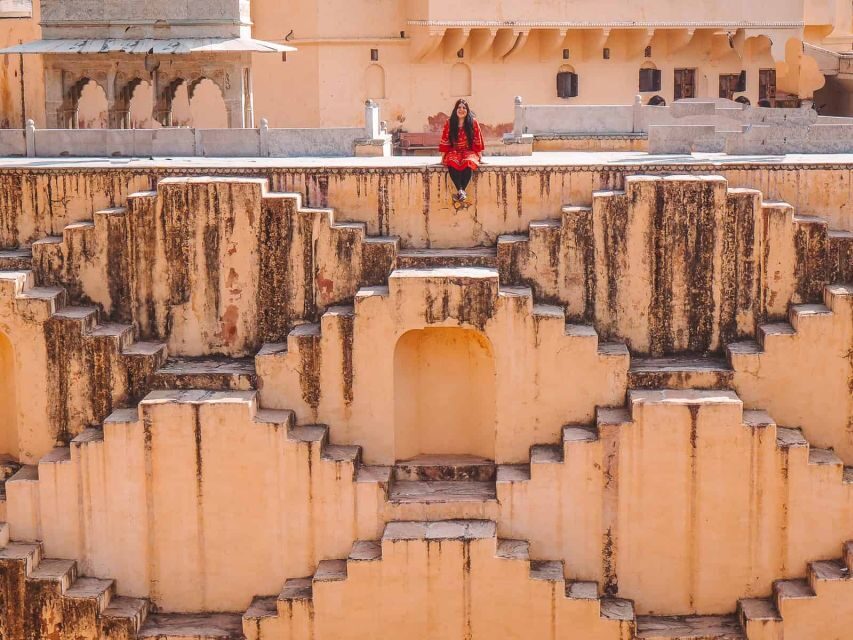 From New Delhi: Jaipur Tour by Fast Train or by Private Car - Two ways to do it from New Delhi: early train or private car