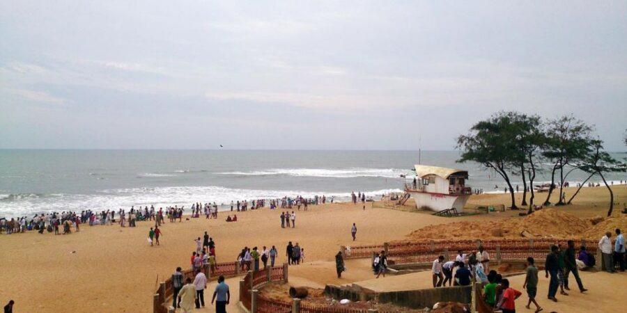 From North Goa: Full Day North Goa Tour with Transportation - Calangute Beach: Water Sports Energy and Easy Beach-Watching