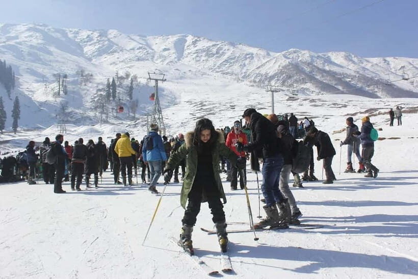 From Srinagar: Day Trip of Gulmarg with Local Guide - Khilanmarg Viewpoint: The Main Reason People Do This Day Trip