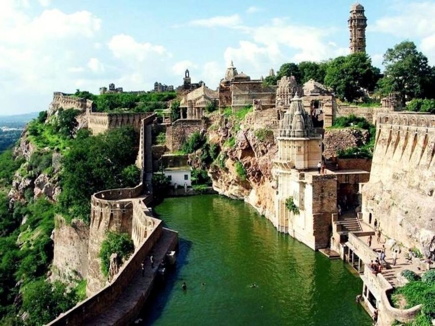 From Udaipur: Private Day Trip to Chittorgarh Fort - Private Door-to-Door Ride from Udaipur