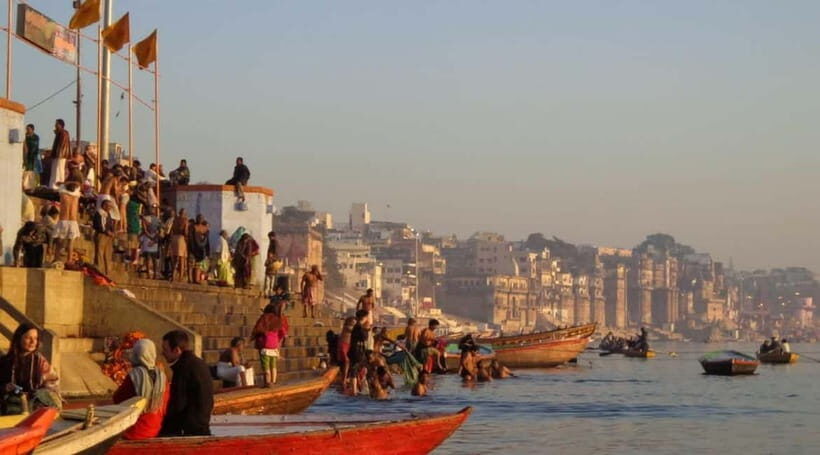 From Varanasi: A Full-Day Tour of Varanasi's Spiritual Heart - Lunch at a local restaurant: plan for simple, not fancy