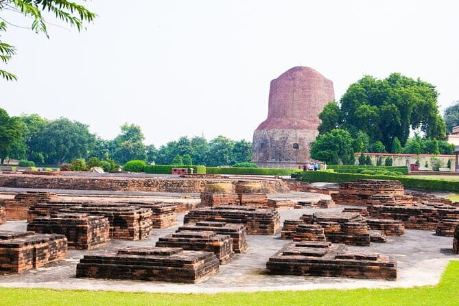 From Varansi: Day Tour to Sarnath with Boating and Ganga Aarti - The live English-speaking guide: why it changes the day