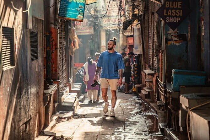 From Varansi: Day Tour to Sarnath with Boating and Ganga Aarti - Transportation and comfort in Varanasi (the underrated value)