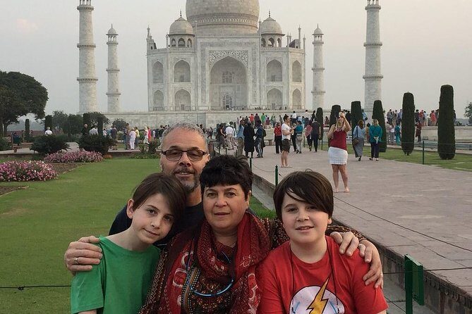 Full Day Agra Jaipur Tour From Delhi By Car - Agra to Jaipur by Road: Why the 1 p.m. Arrival Works