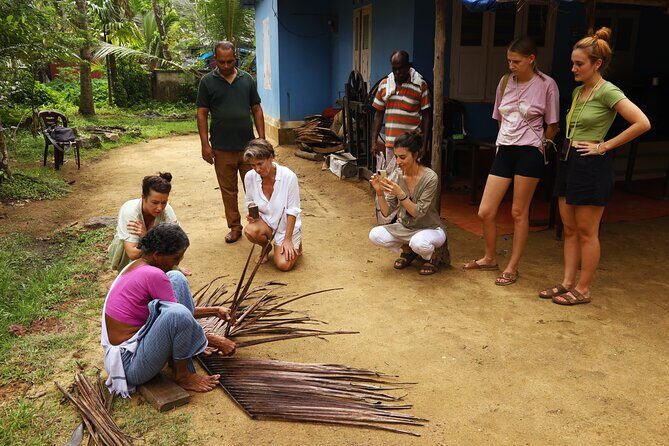 Full Day Backwater Village Punting Boat Cruise - Village lunch on banana leaves: where the day becomes real