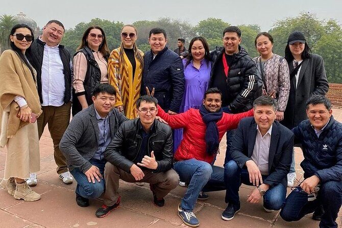 Full Day Delhi Guided Group Tour - Agrasen Ki Baoli, Birla Mandir, and temples that keep the route interesting