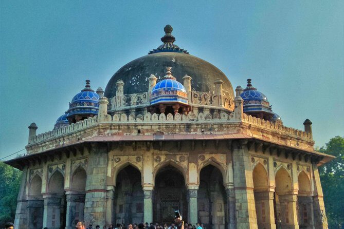 Full Day Delhi Local Sighseeing - Qutub Minar: calligraphy, red sandstone, and one of Delhi’s biggest wow factors