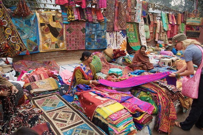 Full Day Delhi Local Sightseeing Tour with Guide - Why a guided Delhi day works when you only have one day