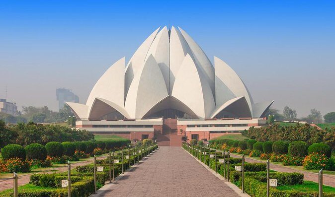 Full Day Delhi Temple Tour - Old Delhi and New Delhi Architecture Between Stops