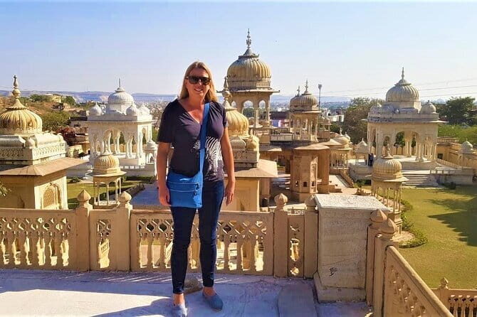 Full Day Jaipur Luxury Tuk-Tuk Tour - Jal Mahal: The Water Palace Stop That’s Short but Memorable