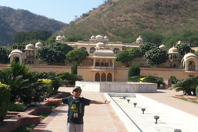 Full Day Jaipur sightseeing without Tickets - Stop 2: Jal Mahal (Water Palace) and how to see it right
