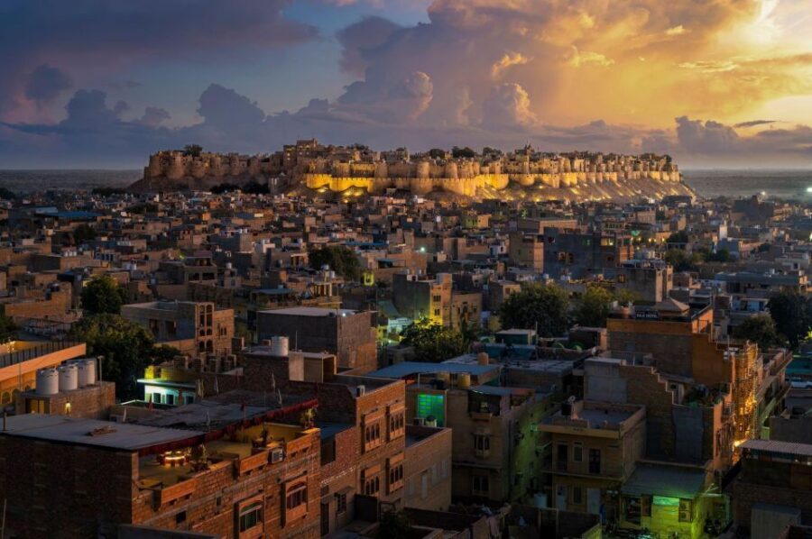 Full Day Jaisalmer Sightseeing Tour by Car - Car Comfort and a Tight 8-Hour Loop: planning for a full day