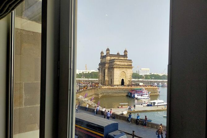 Full Day Mumbai City Tour in Luxury Vehicle - Hanging Gardens: a green pause over a dense city