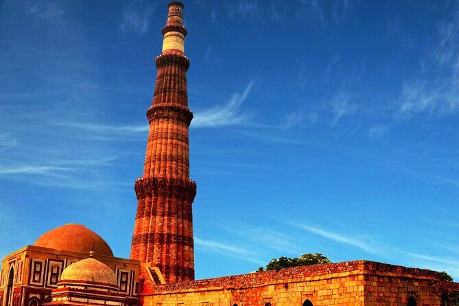 Full Day Old and New Delhi City Tour - First step: pickup, comfort, and a route that makes sense