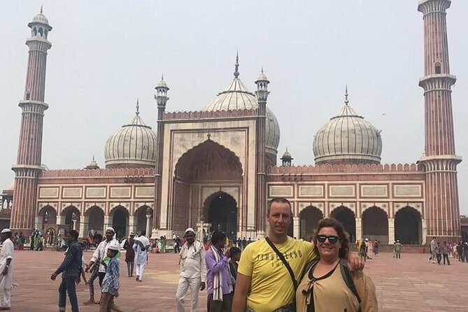 Full-Day Old and New Delhi Private Tour with Qutub Minar - Old Delhi start: Red Fort glances and Jama Masjid momentum