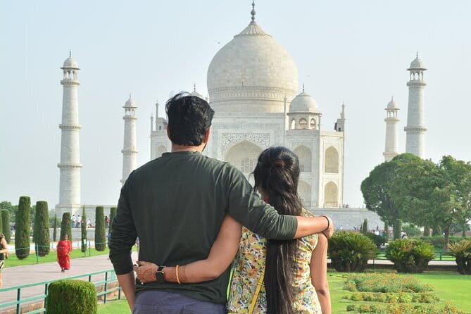 Full Day Private Agra Tour from Delhi by Car - Price and what your $200 per group really buys