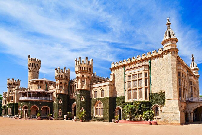 Full day private city tour of Bangalore with a professional guide - Timing, comfort, and what to bring
