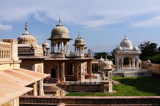Full-Day Private City Tour of Jaipur - Jantar Mantar UNESCO and why the science still matters
