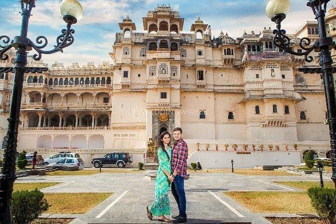 Full-Day Private City Tour of Udaipur Including Boat Ride in Lake Pichola - Saheliyon ki Bari: the Garden of Royal Ladies in the afternoon light