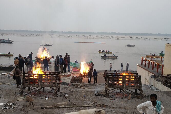 Full-Day Private Guided Cultural Tour in Varanasi - Ganga Aarti at night and Manikarnika Ghat: spiritual theater with real gravity