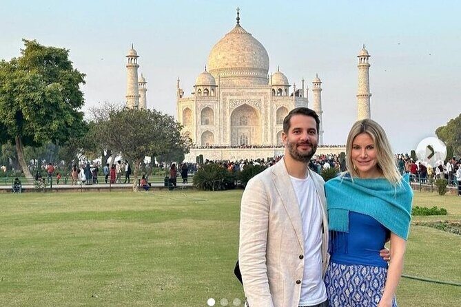 Full-Day Private Guided Taj Mahal Tour from Delhi by Car - Entering The Taj Mahal: Why Two Hours Works