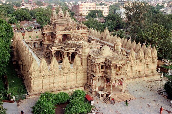 Full Day Private Sightseeing Tour of Ahmedabad - Hathee Singh Jain Temple: Family Power Behind the Stonework