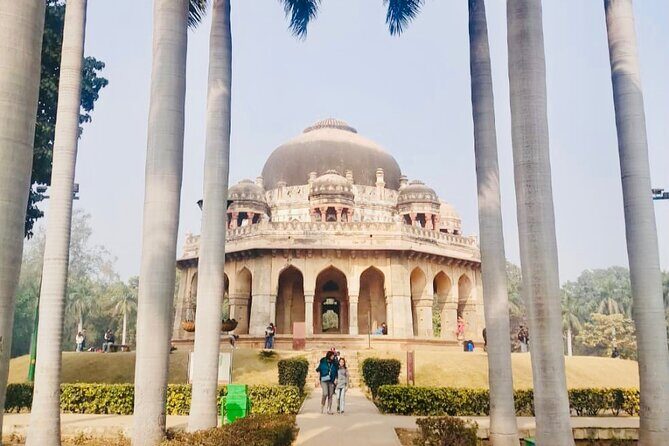 Full-Day Private Tour at Old & New Delhi - Price and logistics: what you’re paying for (and what’s extra)