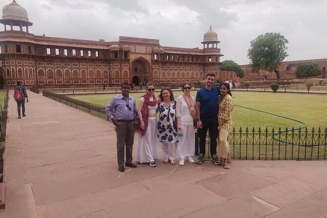 Full day Private tour from Delhi to Agra - Pickup, meet-up, and the handoff that keeps the day smooth