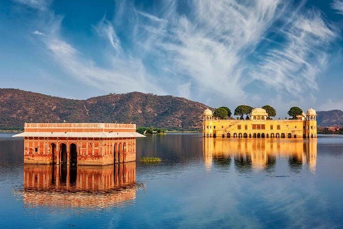 Full-Day Private Tour Heritage of Jaipur with Amber Fort - Jaipur as the Pink City: what to notice when time is short