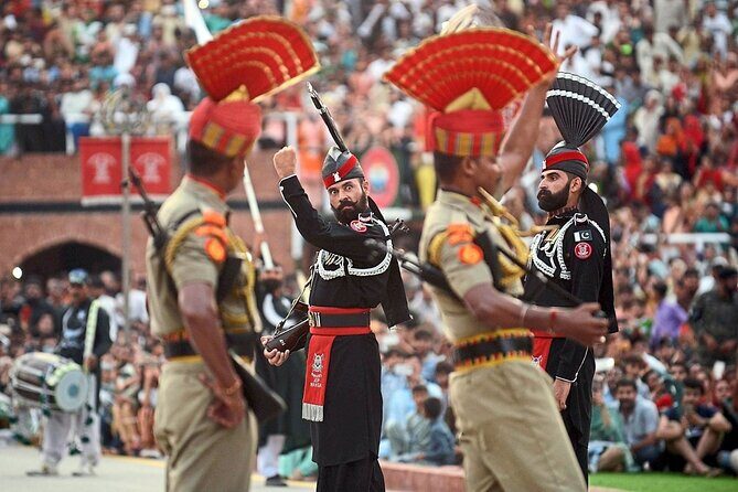 Full Day Private tour of Amritsar with Visit to Wagha Border. - How the schedule works on your day (10:00 am start, ~8 hours total)