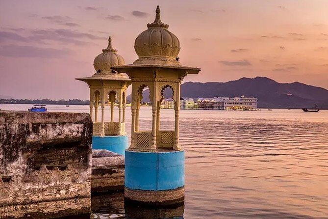 Full-Day Private Udaipur Three wheeled Tuk Tuk Sightseeing - Your Driver and the Power of a Flexible Plan