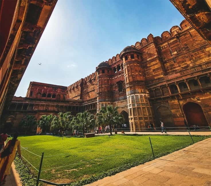 Full-Day Tour of Agra with Sunrise & Sunset at Taj Mahal - Taj Mahal at sunrise: mist, color shifts, and the Shah Jahan story