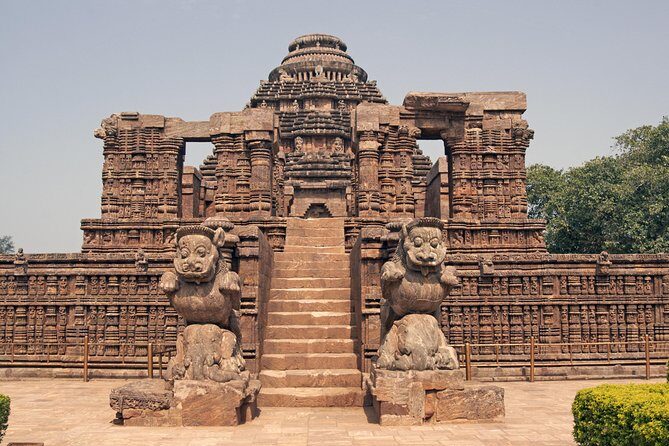 Full Day Tour of Konark Temple and Puri - Chandrabhaga Beach break: where the day cools down